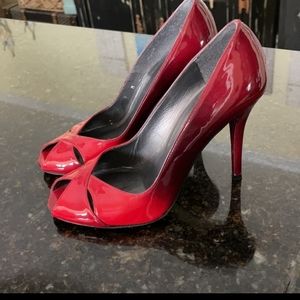 Stuart Weitzman Sz 9 Red Ombre Heels 👠